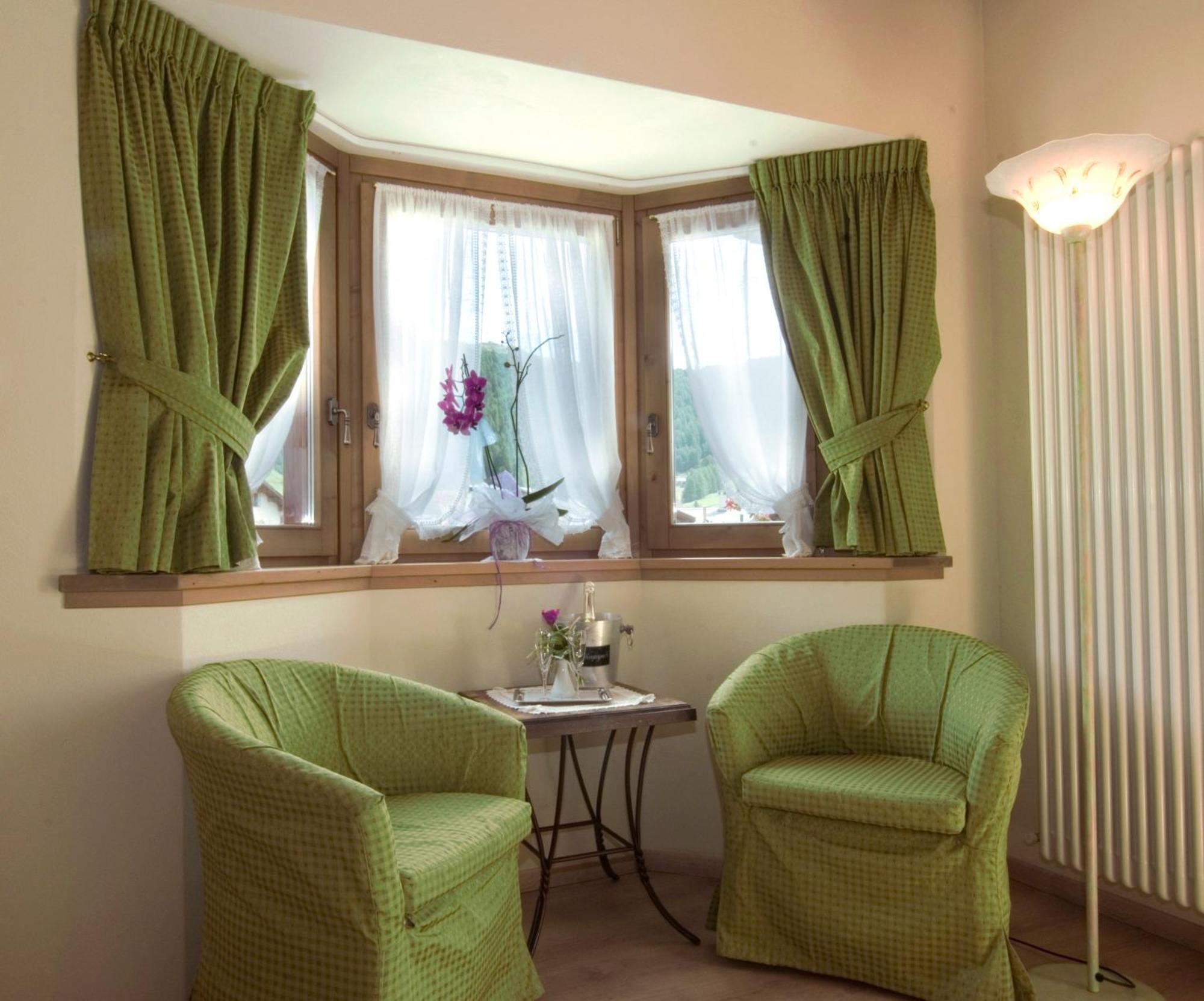 Hotel Costanza Mountain Holiday Livigno Bagian luar foto
