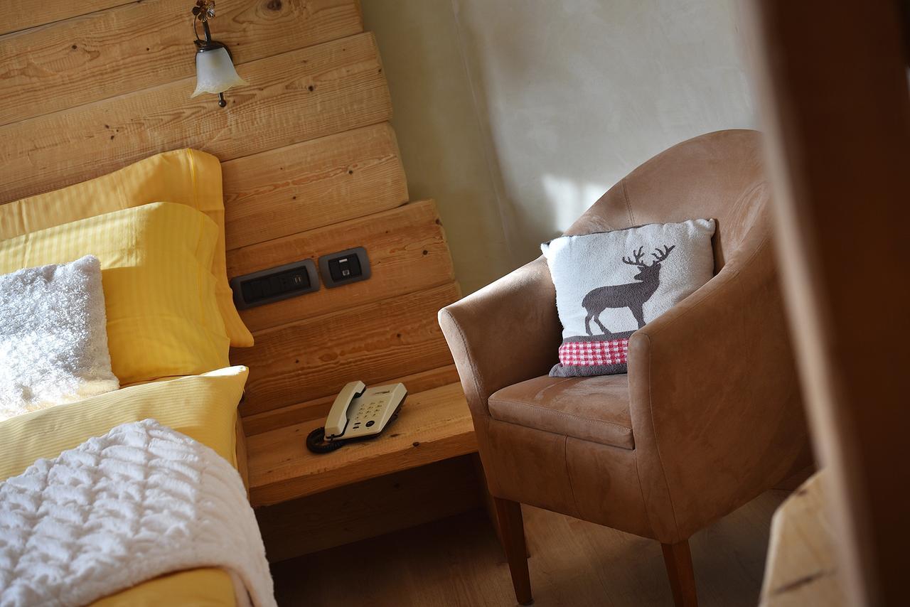 Hotel Costanza Mountain Holiday Livigno Bagian luar foto