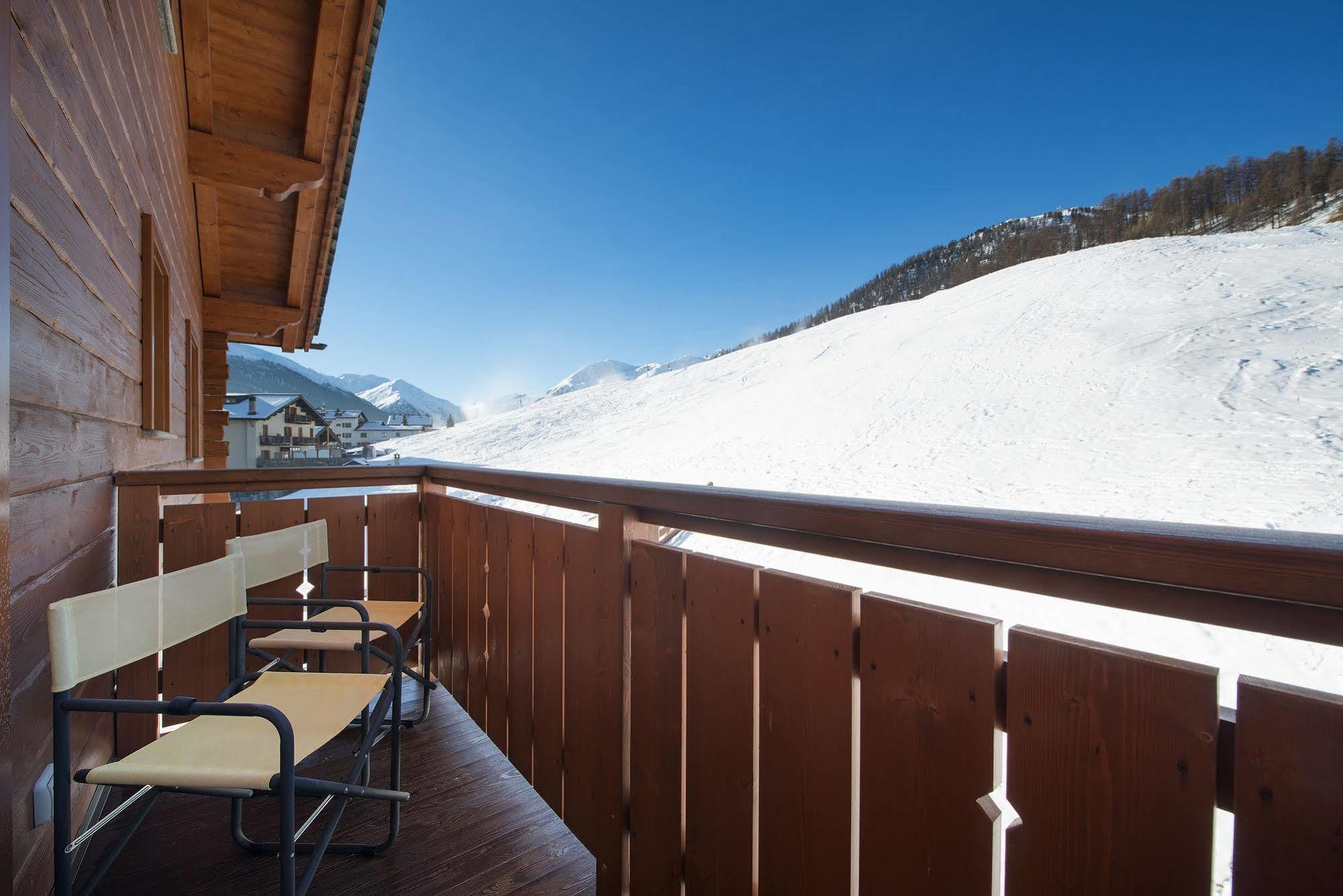Hotel Costanza Mountain Holiday Livigno Bagian luar foto